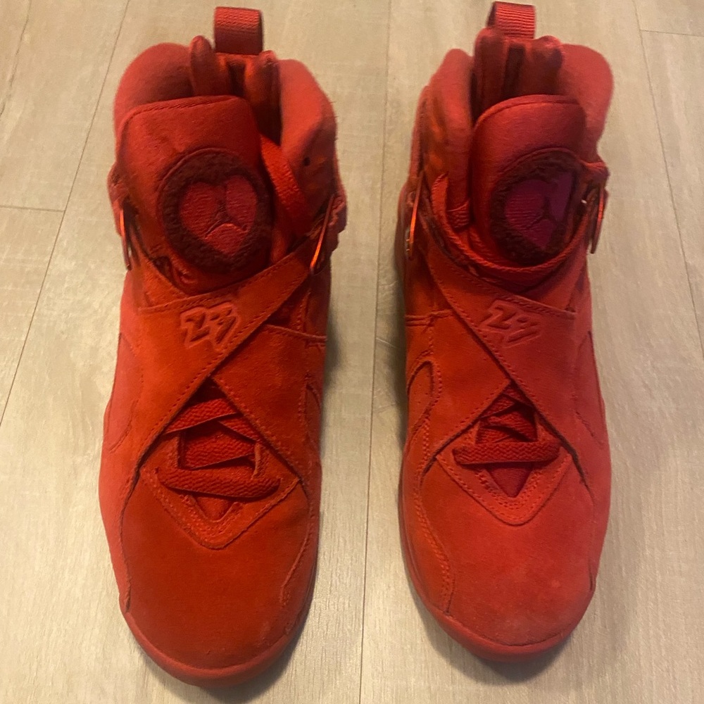 Authentic Jordan 8 Retro Valentine's Day 2018 (W) size 8, worn